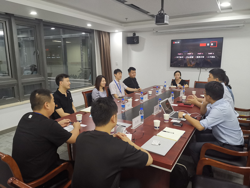 1594260900276471.jpg 文化集團(tuán)與蘇州市節(jié)慶會展集團(tuán)開展交流座談_副本.jpg